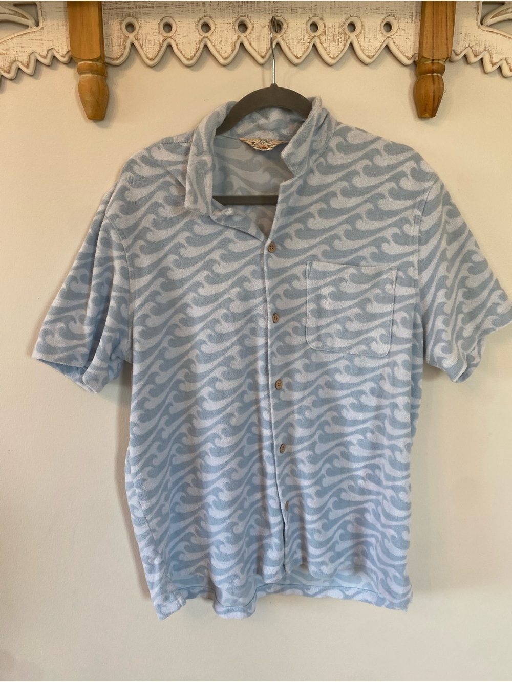 Faherty Cabana Towel Terry Shirt - In Endless Peaks -Blue resort wear - vacation - Picture 8 of 10